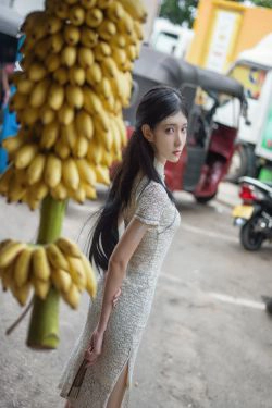 动漫博主南桃Momoko 街拍白旗袍(11P)-旗袍
