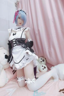 二次元美女古川kagura 蕾姆女仆(33P)-COS