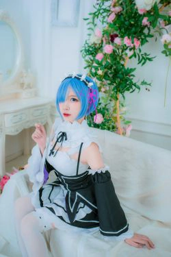 人气Coser二佐Nisa 蕾姆女仆(33P)-COS