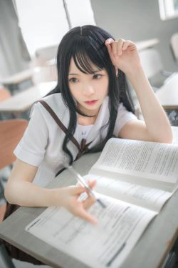疯猫ss 教室JK学妹的性感(22P)-校服
