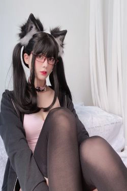 萌妹子眼酱大魔王w 黑狐(26P)-COS