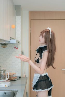 清纯妹子西瓜 私房女仆(25P)-厨娘