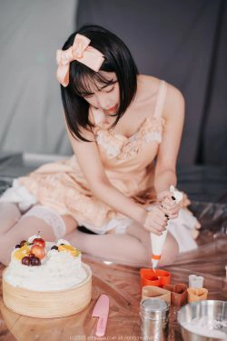 [ARTGRAVIA] VOL.142 巨乳少女姜仁卿(94P)-厨娘