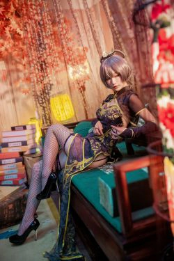 [COS福利] 动漫博主铁板烧鬼舞w - 洛天依(14P)-COS
