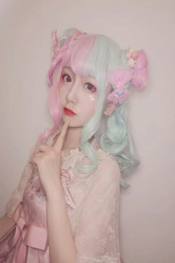 [COS福利] 动漫博主弦音sic - lolita草莓薄荷冰淇淋(7P)-COS