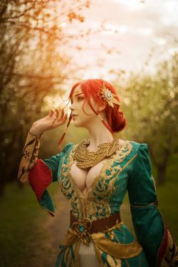 [COS福利] 国外美女SayaTheFox - Triss Merigold(24P)-COS