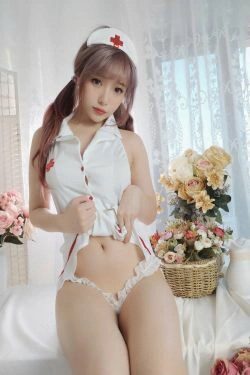 [COS福利] 动漫博主雯妹 - 护士(44P)-护士