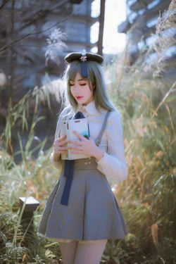 [COS福利] 塔塔_Lo1iTa图集 - 三号写真本(15P)-COS
