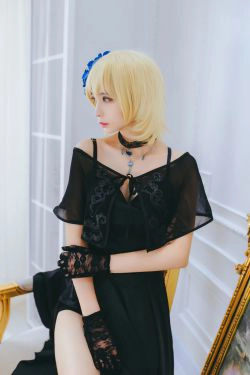 [COS福利] 疯猫ss - 贞德礼装(13P)-COS