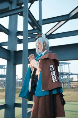 [COS福利] 微博萌妹蓝小沂KiKi - 明日方舟(12P)-COS