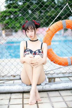 [喵糖映画] VOL.239 草莓泳衣(40P)-泳装