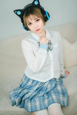[喵糖映画] VOL.262 宅家妹妹(39P)-猫女,萝莉