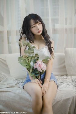 [喵糖映画] VOL.288 客厅少女(20P)-女友,热裤