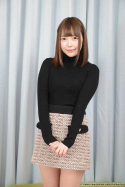 [Digi-Gra] Ranran 蘭々Photoset 05(44P)-日本,毛衣