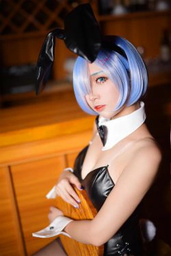 [Cosplay写真] 人气Coser二佐Nisa - 蕾姆兔女郎(12P)-COS