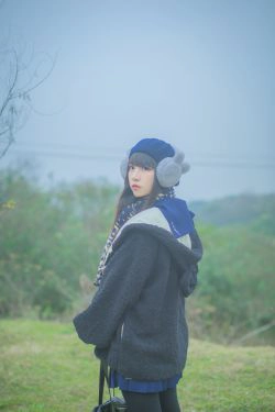 [Cosplay写真] 人气Coser二佐Nisa - 初春外拍(9P)-清纯