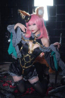 [Cosplay写真] 动漫博主铁板烧鬼舞w - 玉藻前 魔术(20P)-COS