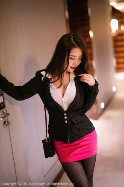 [秀人XiuRen] No.2553 绯月樱-Cherry(80P)-丝袜,秘书