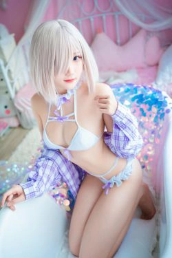 [网红COSER] Coser瓜希酱福利 - 玛修下着(10P)-COS