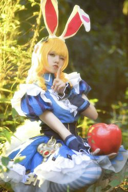 [网红COSER] 萌系小野妹子w - 来和妲己玩耍吧(15P)-COS