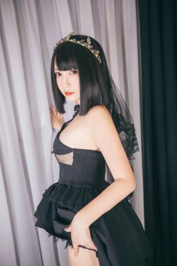 [网红COSER] 萝莉神楽坂真冬之天国に落ちる - 坠入天堂(150P)-COS