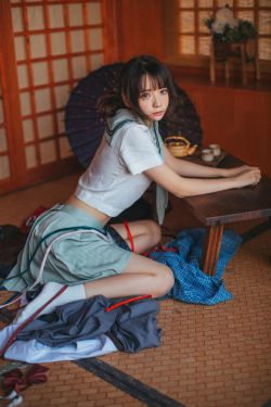 [网红COSER] 疯猫ss - 少女(24P)-校服,少女