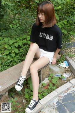 [大生模拍] No.027 圆圆 帆布鞋配丝袜(65P)-肉丝