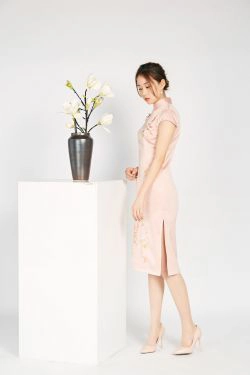 [奈丝] NO.051 璐璐 一身裸粉(33P)-长裙,高贵