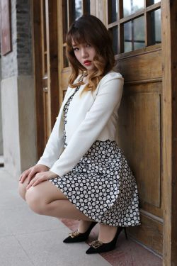 [奈丝] NO.064 高高 把你捧在手上(37P)-