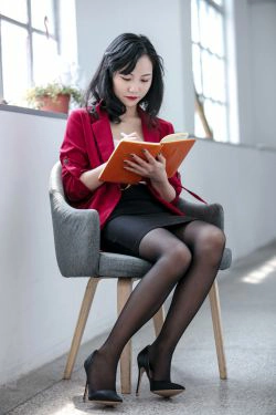 [奈丝] NO.087 小啊刀 通勤Office Lady(39P)-美腿,白领,黑丝