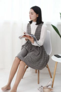 [奈丝] NO.133 秀秀 装嫩两件套 衬衫背带裙(36P)-连衣裙