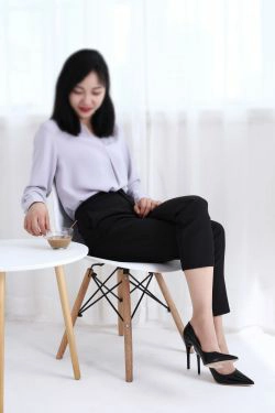 [奈丝] NO.135 小啊刀 午后咖啡(39P)-紧身裤
