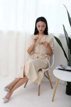 [奈丝] NO.136 秀秀 温柔奶茶色系(35P)-长裙