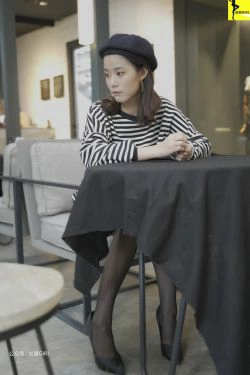 [丝慕] 第025期 四月 《谁是谁的腿》(57P)-美腿,黑丝