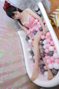 [思话SiHua] SH176 筱蝶 波波球上的美腿少女(50P)-女友
