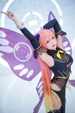 [Cosplay] Coser瓜希酱福利 - LUKA 赛车(22P)-COS