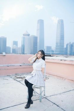 [Cosplay] 动漫博主穆零Mu0 - 天台jk(21P)-JK