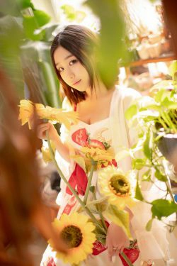 [Cosplay] 动漫博主穆零Mu0 - 小草莓(26P)-粉嫩