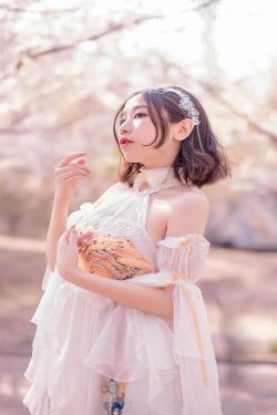 [Cosplay] 动漫博主穆零Mu0 - 花情(19P)-COS