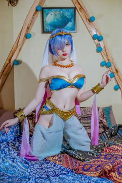 [Cosplay] 人气Coser二佐Nisa - 蕾姆舞娘(9P)-COS