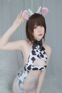 [COS福利] Coser小姐姐白银 - 可爱奶牛(90P)-COS
