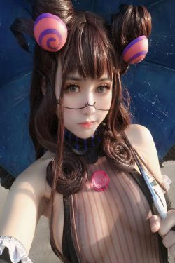 [COS福利] 一笑芳香沁写真 - 紫式部(28P)-沙滩,COS