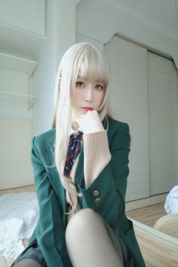 [COS福利] Coser小姐姐白银 - 灰色空间(88P)-黑丝