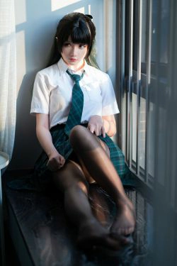 [COS福利] Coser小姐姐星之迟迟 - JK-绿(100P)-黑丝