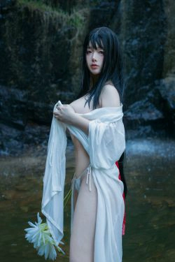 [COS福利] NinJA阿寨寨写真 - 神明巫女(38P)-巨乳,福利,湿身,RT