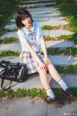 [COS福利] 动漫博主阿了个fifi - 阳光JK(9P)-校服