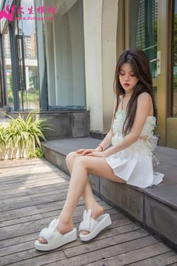 [大生模拍] No.226 念念 小白裙(58P)-美腿