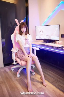 [尤蜜YouMi]  YOYO优优 激萌电竞少女(43P)-兔女郎
