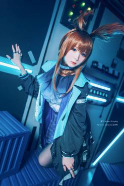 [网红COSER写真] 微博妹纸霜月shimo - 明日方舟 阿米娅(18P)-兔女郎