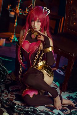 [网红COSER写真] 动漫博主阿包也是兔娘 - 空花(26P)-COS